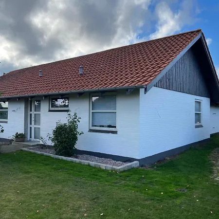 Privatunterkunft Nice Near Nature And The City